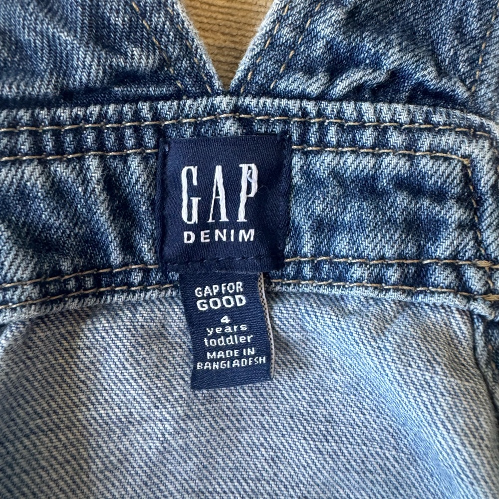 GAP Toddler Girls Denim Overalls Size 4Y Wide Leg Cropped Raw Hem - Picture 6 of 6